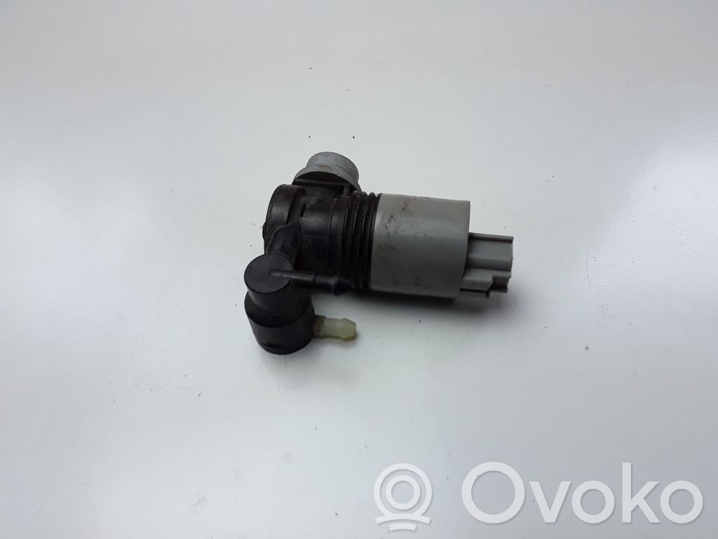 Toyota Auris E180 Windscreen/windshield washer pump 