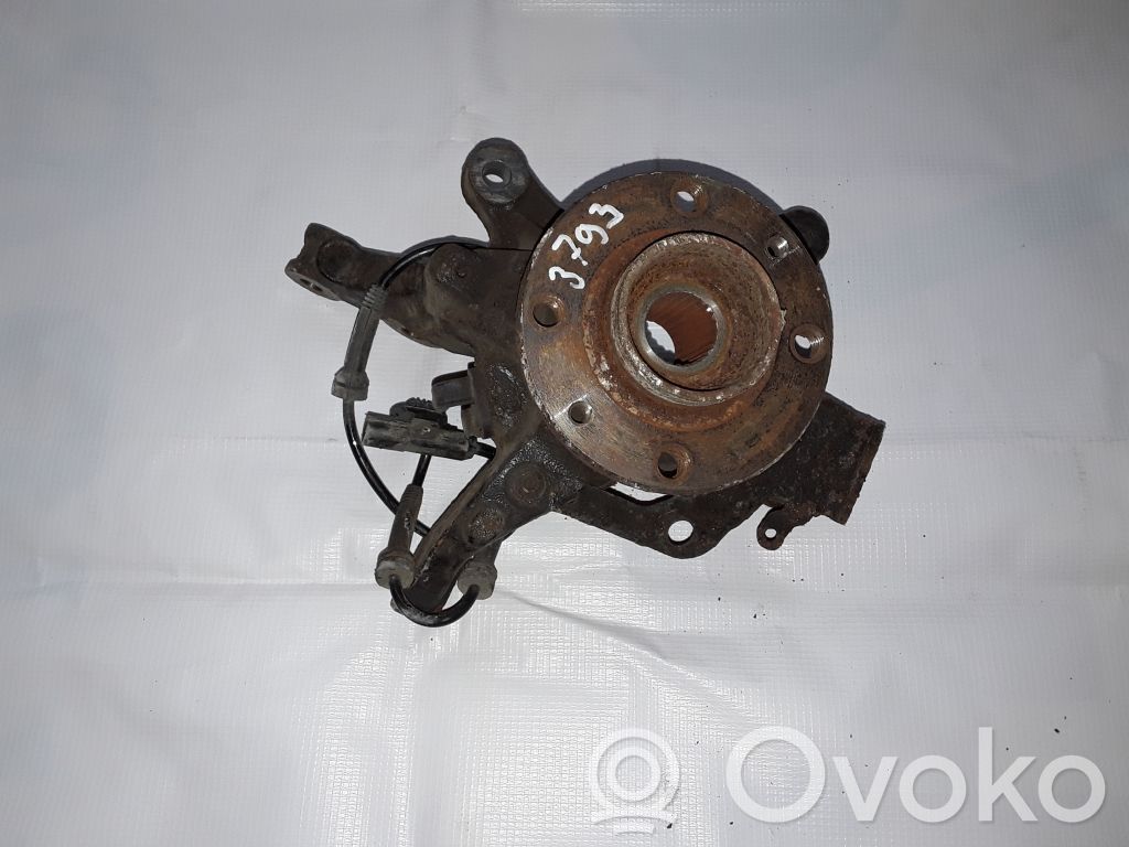 Renault Captur Front wheel hub 
