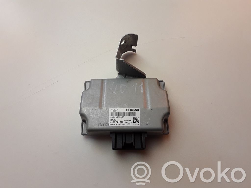 Ford Focus Voltage converter/converter module 