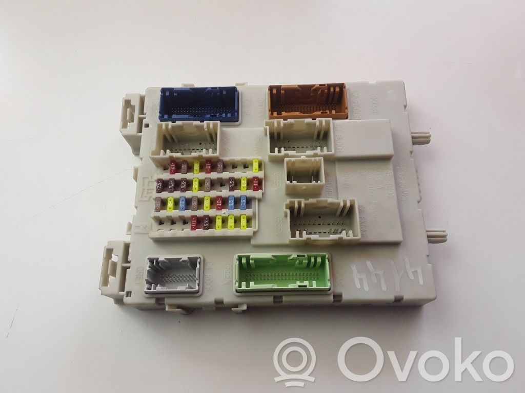 Fuse module   F1FT14014BDF,GV6T14A073DH