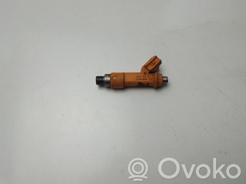 Toyota iQ Polttoainesuutin 