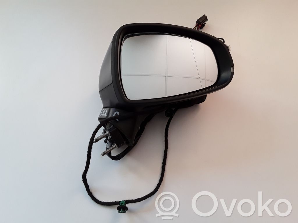 Audi A1 Front door electric wing mirror 