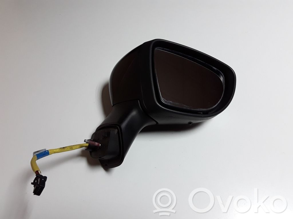 Renault Captur Front door electric wing mirror 