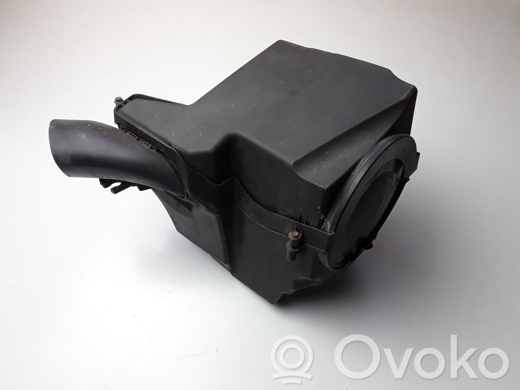 Ford Fiesta Air filter box 
