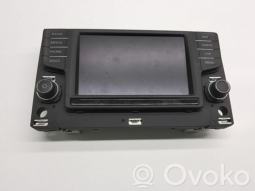 Volkswagen PASSAT B8 Unité principale radio / CD / DVD / GPS 