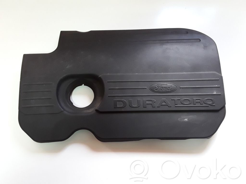 Ford Focus Konepellin lukituksen muotolista 