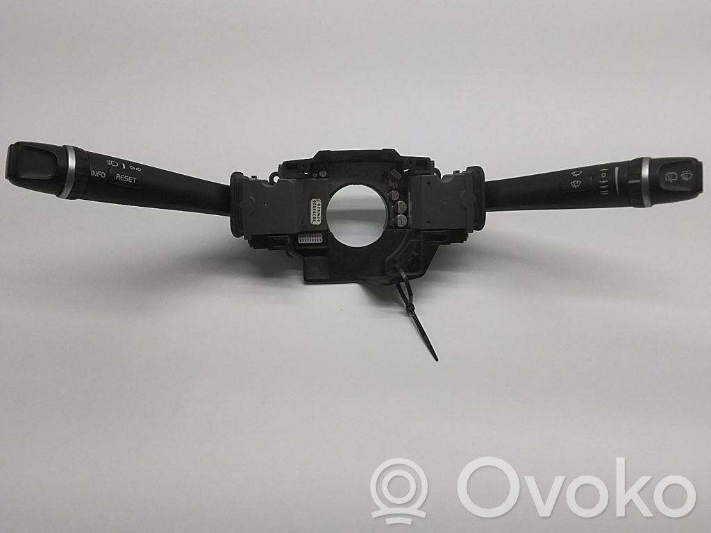 Volvo S60 Leva/interruttore dell’indicatore di direzione e tergicristallo 