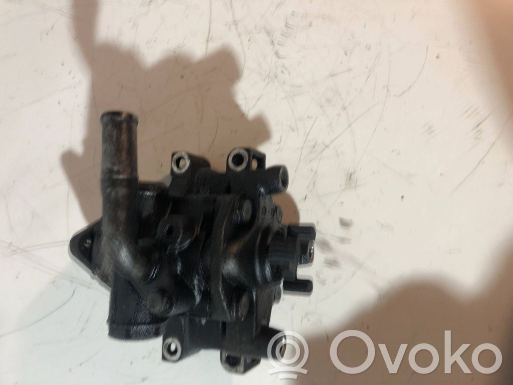 Ohjaustehostimen pumppu   6C113A674AB