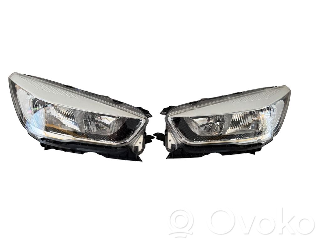 Ford Kuga II Headlight/headlamp 