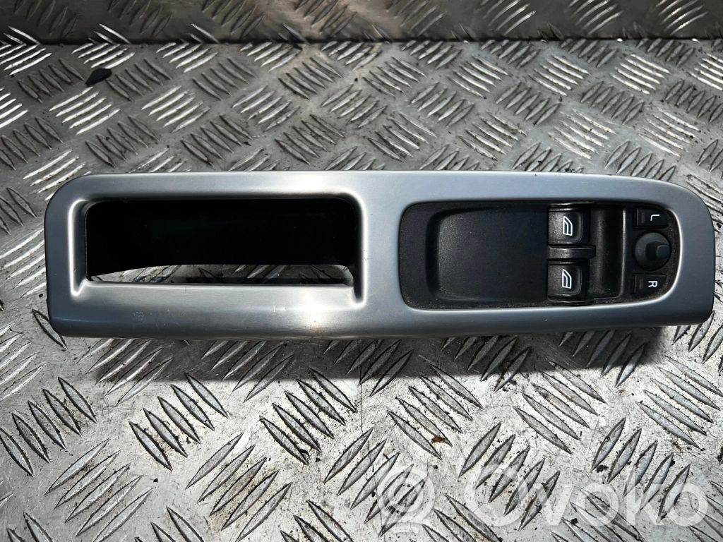 Volvo C30 Electric window control switch 