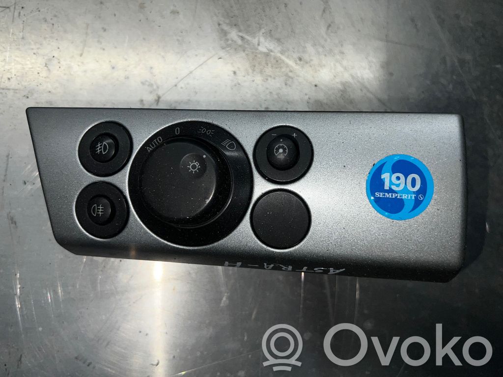Opel Astra H Interruptor de luz 
