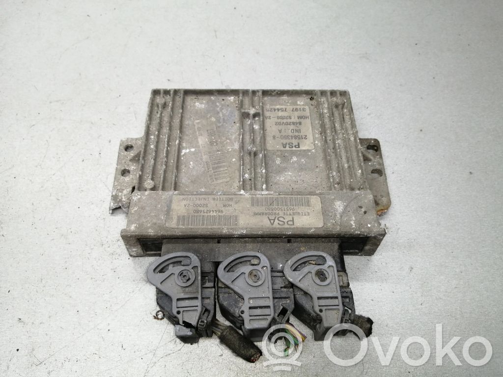Peugeot 206 Engine control unit/module 