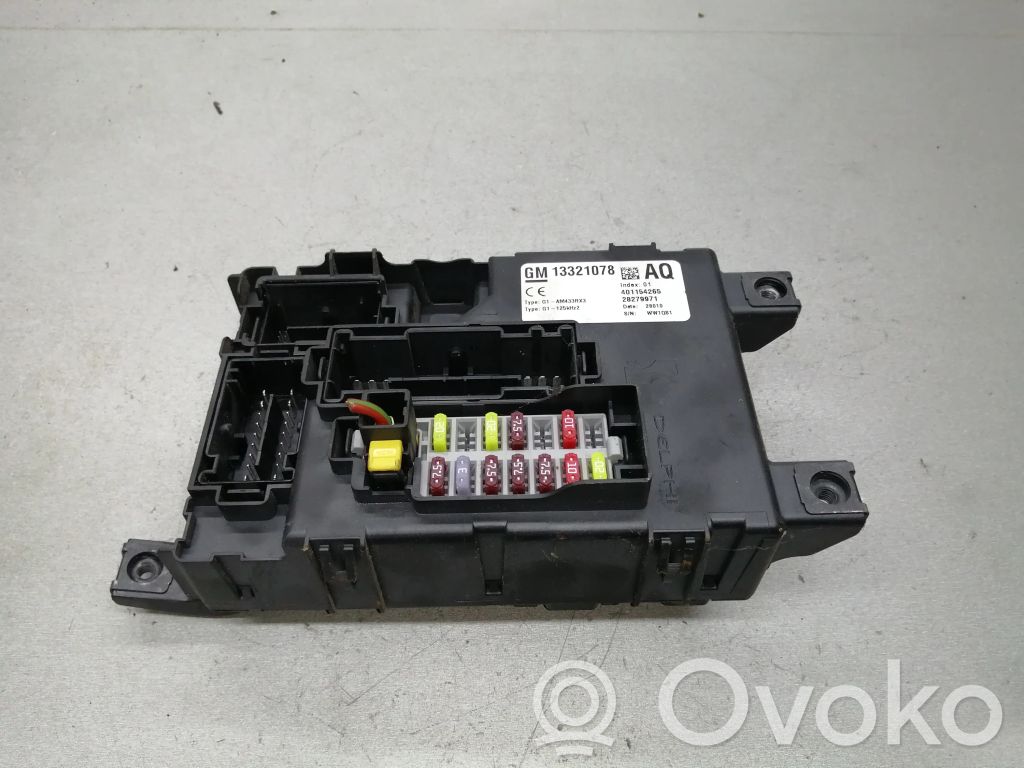 Opel Corsa D Módulo de fusible 