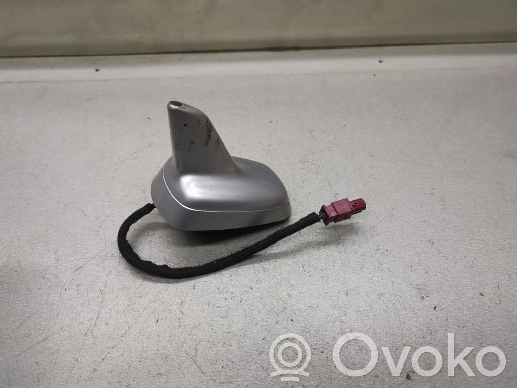 Audi A6 S6 C6 4F GPS-pystyantenni 