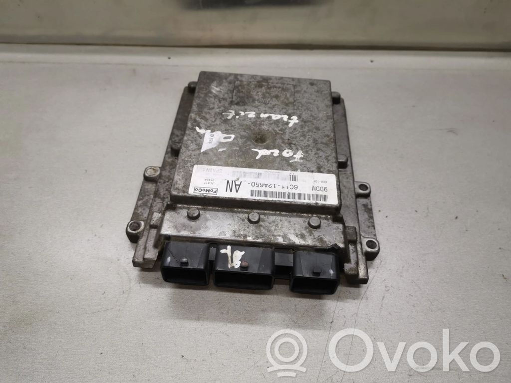 Unidad de control/módulo del motor   6C1112A650AN