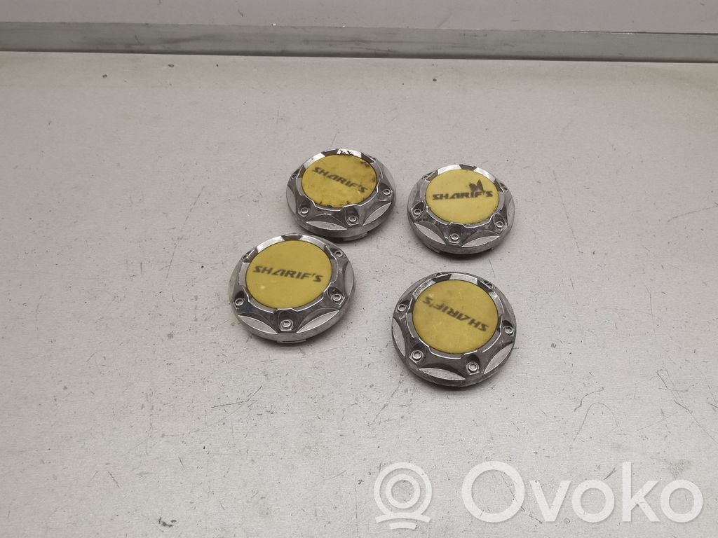 BMW 5 E39 Non-original wheel cap 