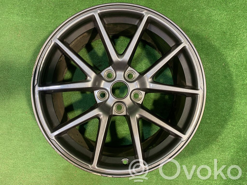 Tesla Model 3 Rueda de repuesto R18 