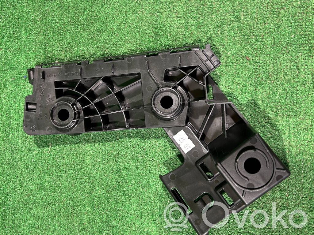 Volkswagen Golf VIII Suport montare bară spate 