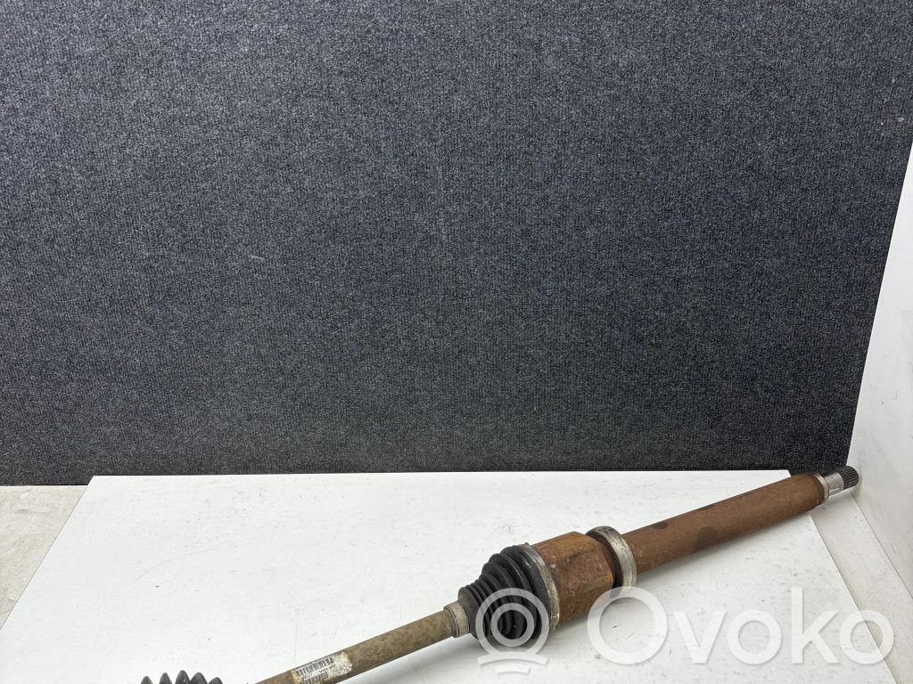 Volvo V40 Front driveshaft 