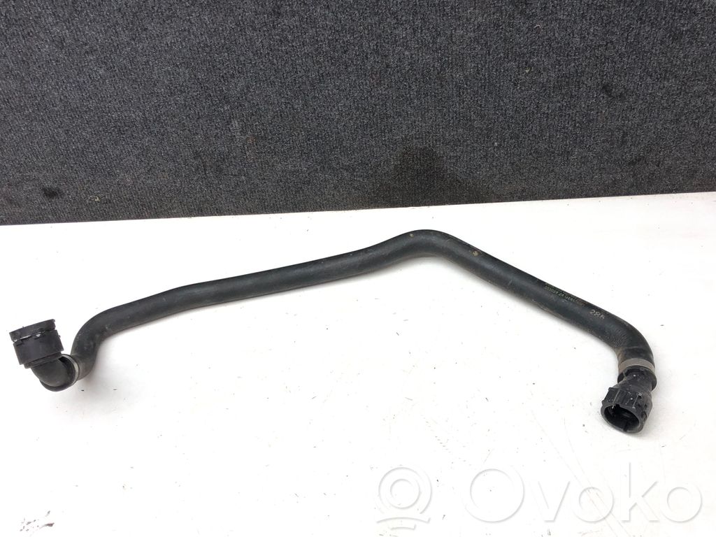 BMW X5 E70 Engine coolant pipe/hose 