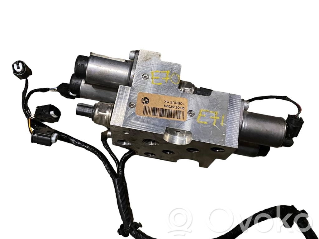 BMW X5 E70 Active stabilizer control unit 