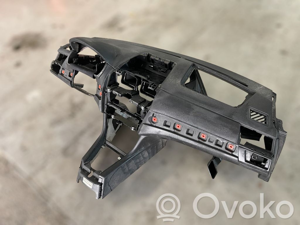 BMW X3 E83 Dashboard 