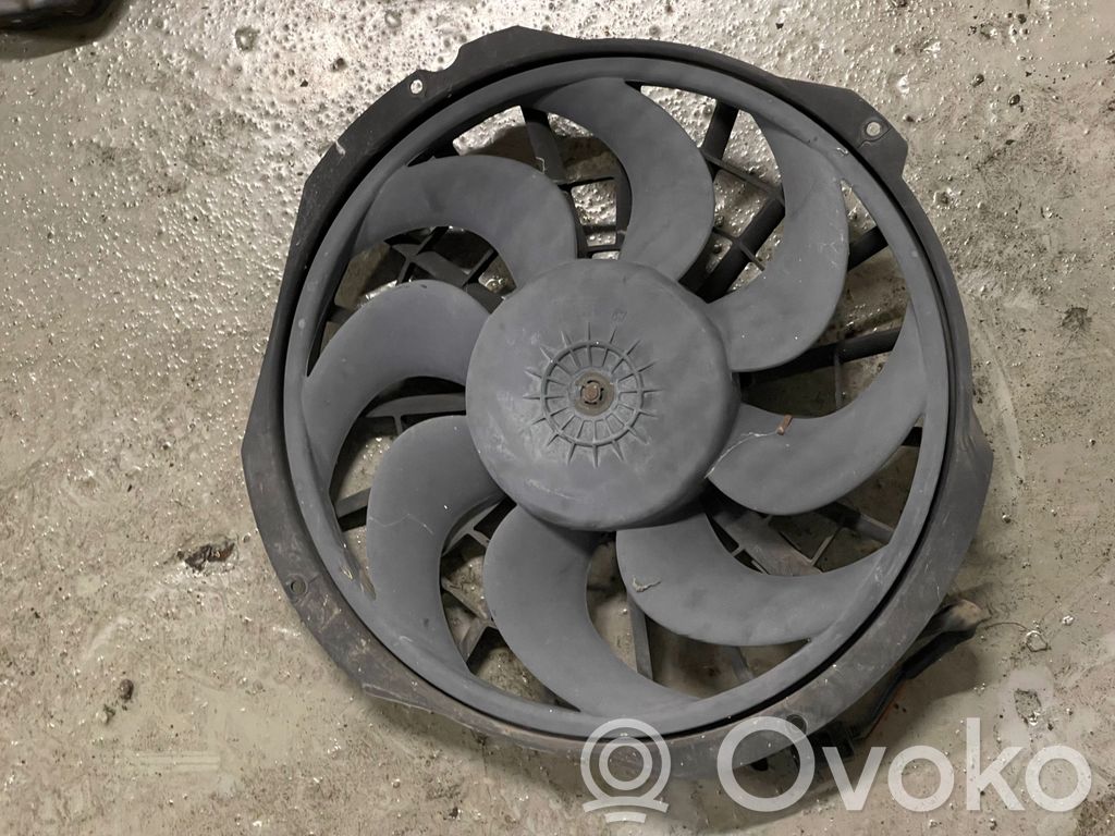 BMW 3 E36 Elektrisks radiatoru ventilators 