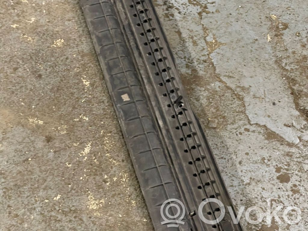 Kühlerverkleidung   7792844,C4181,B648009