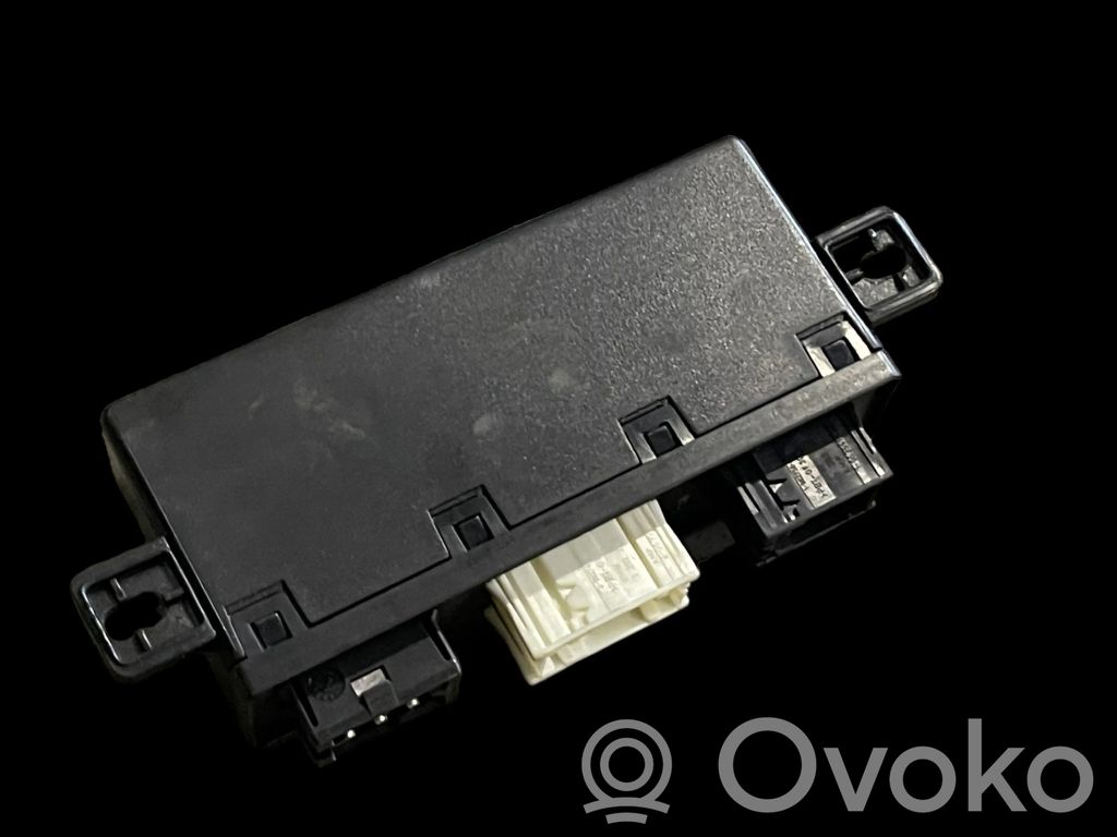 Oven ohjainlaite/moduuli   6904255,00133151,613569042559