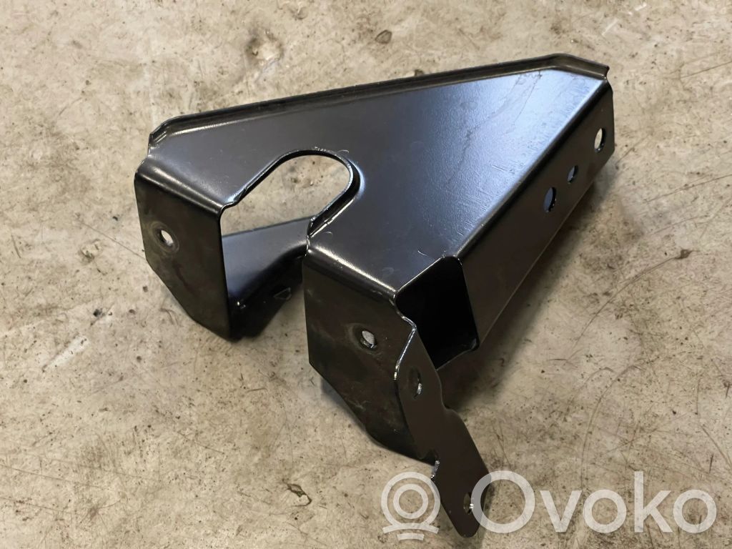 BMW X1 E84 Kita variklio skyriaus detalė 