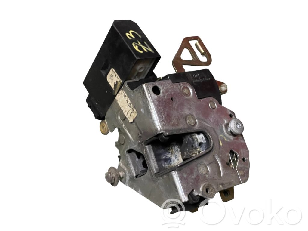 Front door lock   8353012,6711,40620821
