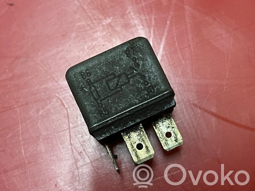 BMW 3 E30 Other relay 