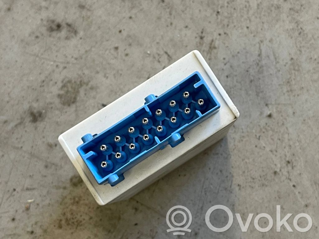 Other control units/modules   61358369474,711370
