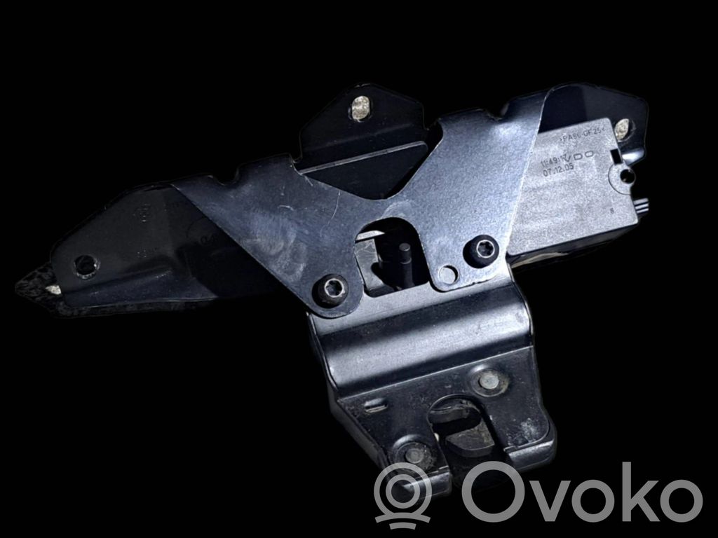 Tailgate/trunk/boot lock/catch/latch   7071594,C097