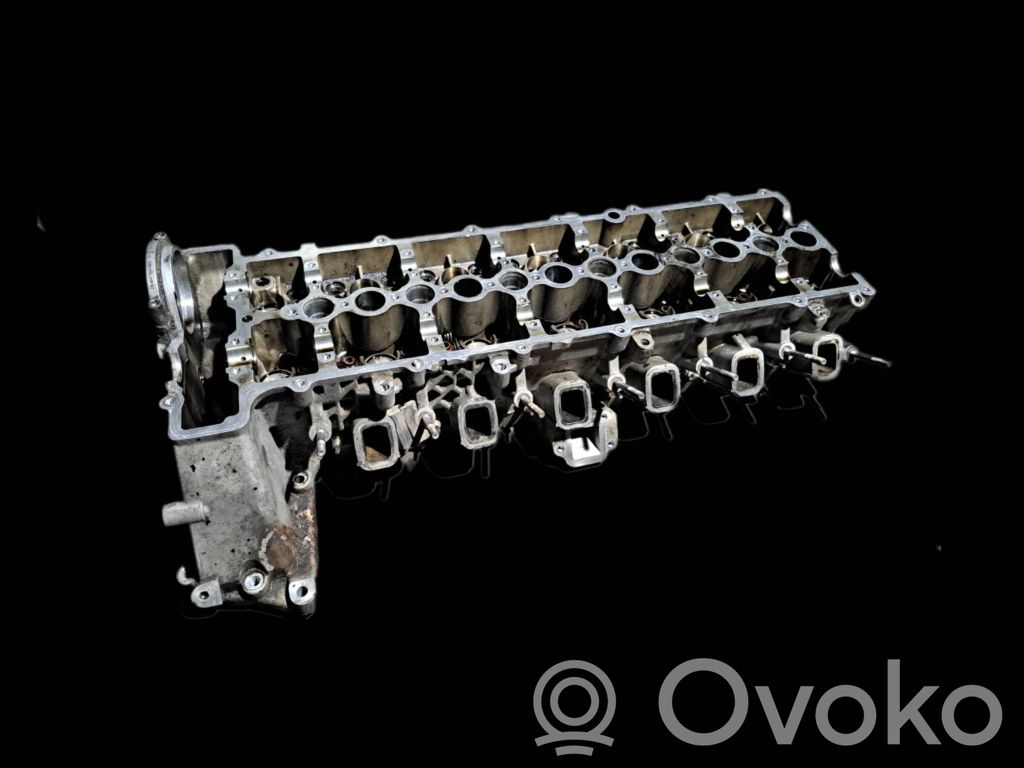BMW 5 E60 E61 Engine head 