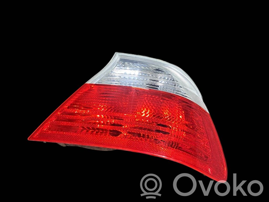 BMW 3 E46 Galinis žibintas kėbule 