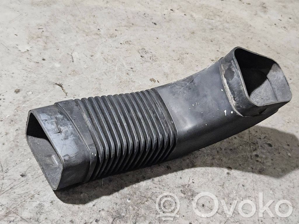 BMW 3 E90 E91 Air intake duct part 