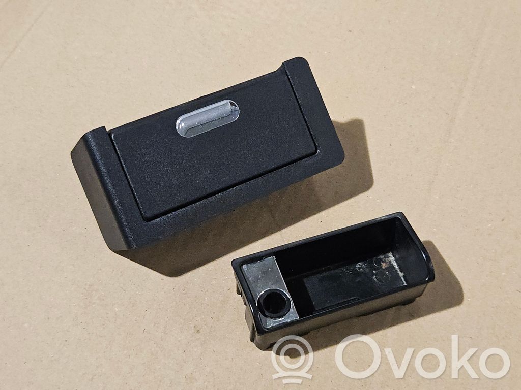 BMW Z3 E36 Ashtray (front) 