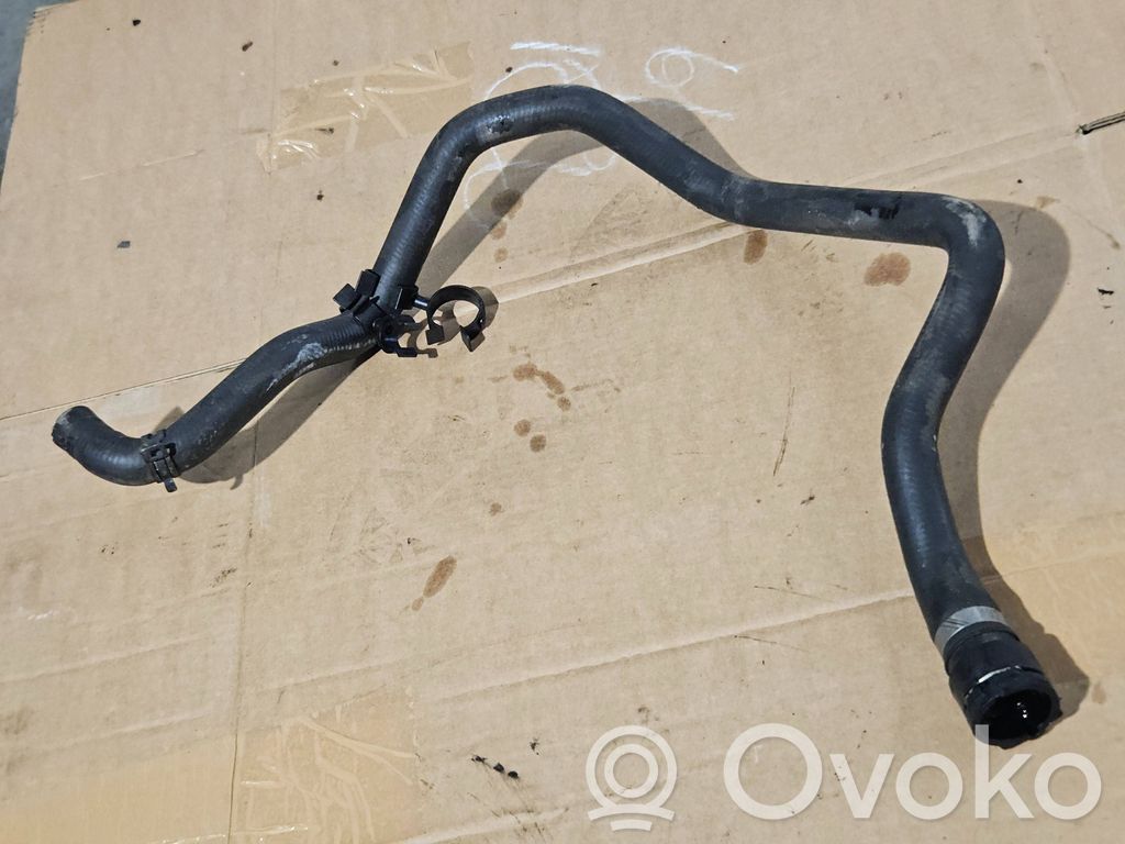 BMW X5 E70 Engine coolant pipe/hose 