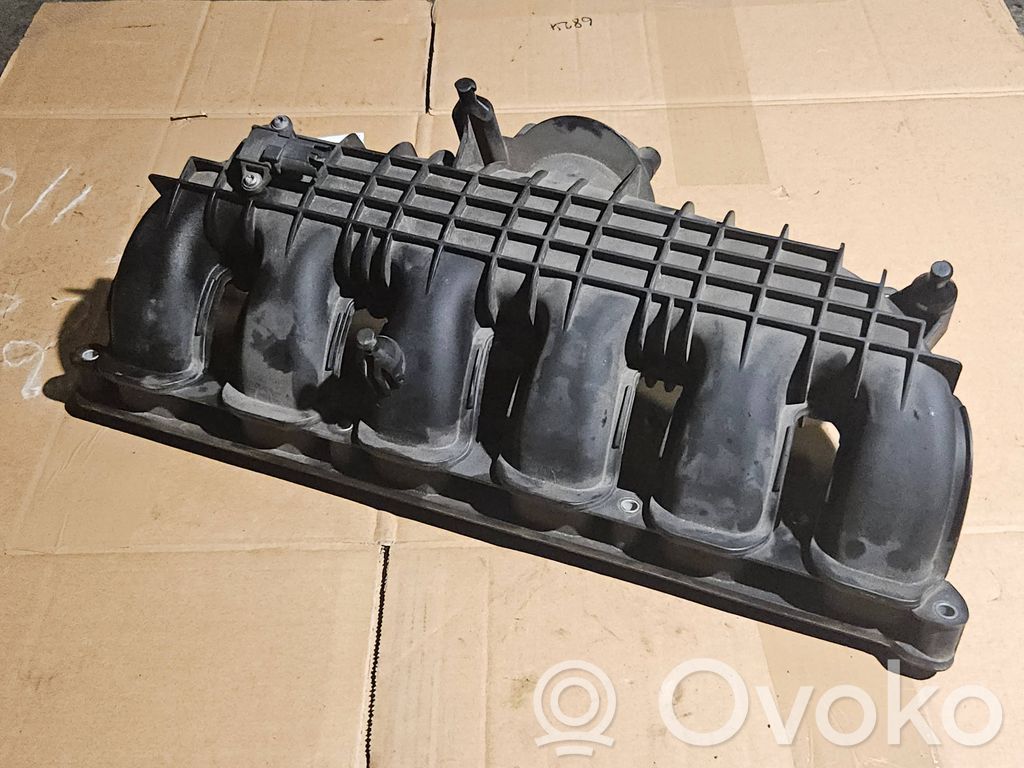 BMW 5 E60 E61 Intake manifold 