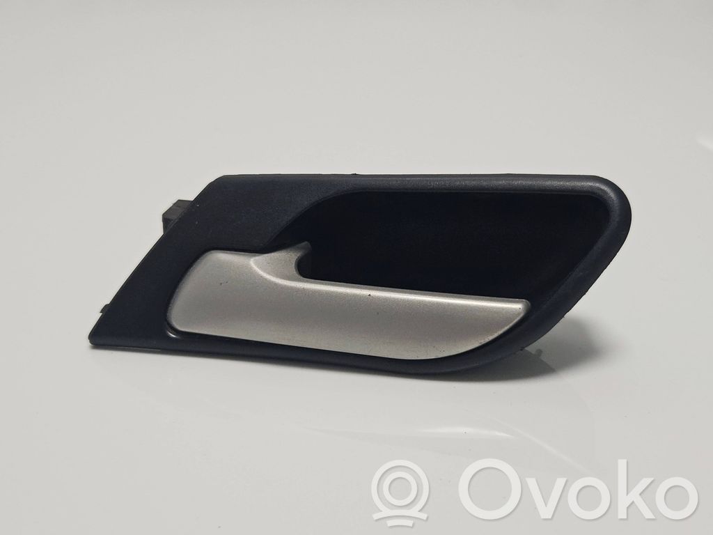 Manecilla interna puerta delantera   8408565,PA630G