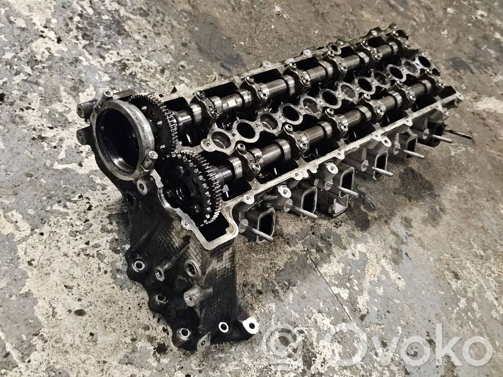 Engine head   11127806061