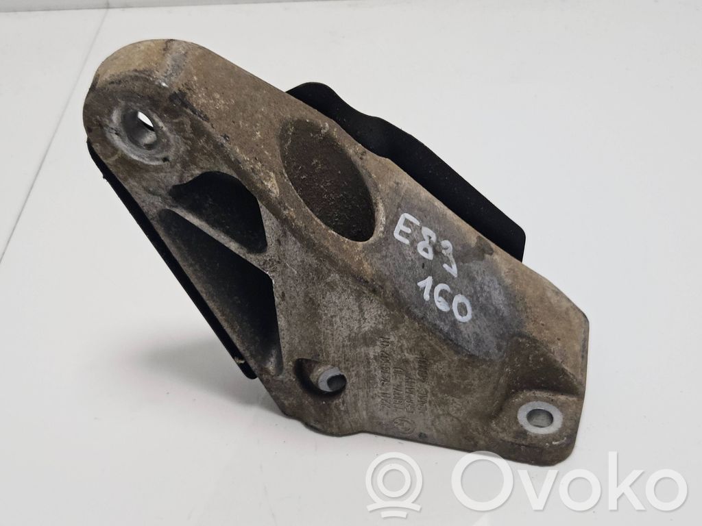 Engine mounting bracket   3414582,13807410