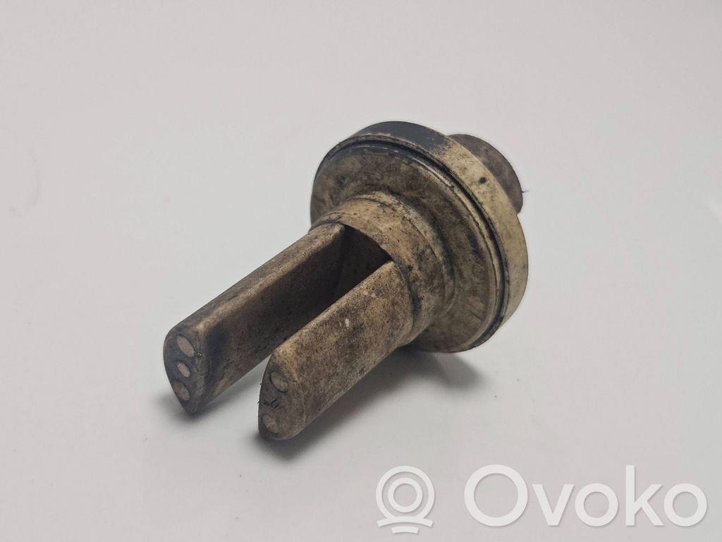Geschwindigkeitssensor Drehzahlsensor   1369906