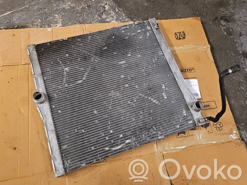 BMW X5 E70 Aušinimo skysčio radiatorius 