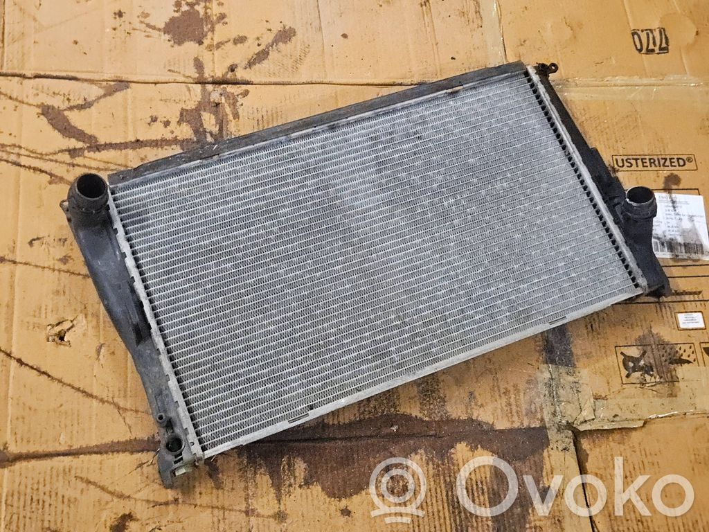 BMW X1 E84 Aušinimo skysčio radiatorius 