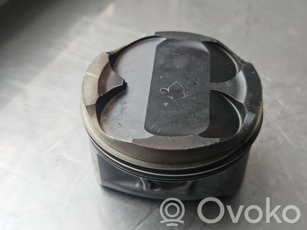 BMW M3 Piston 
