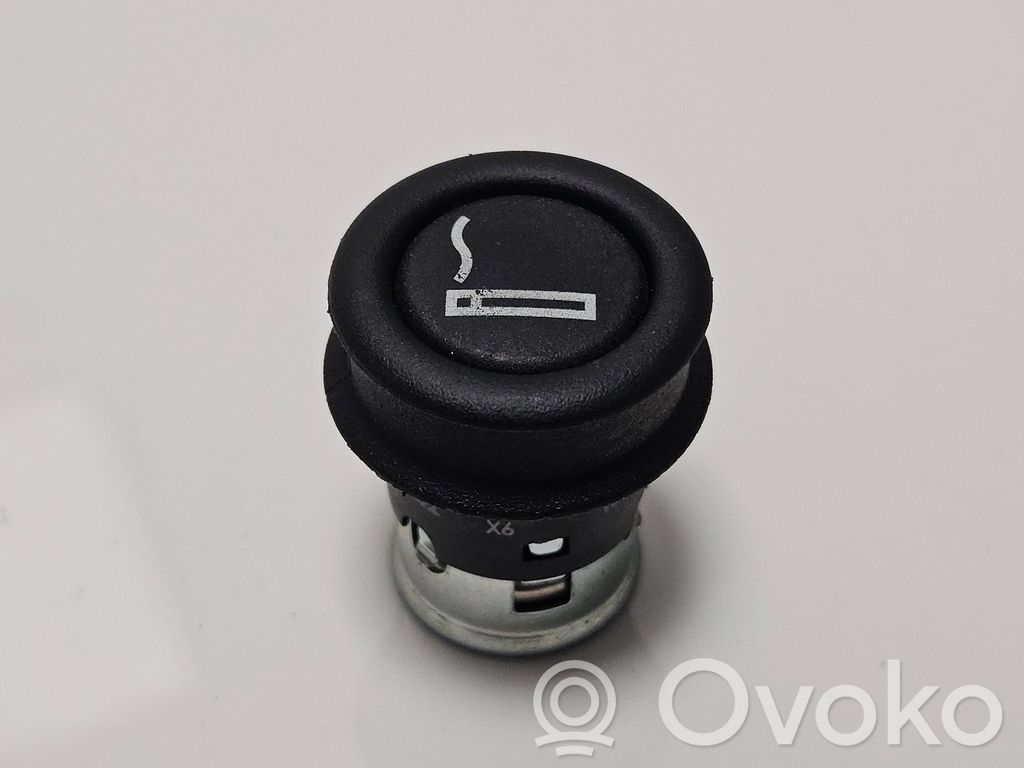 Cigarette lighter   6969134