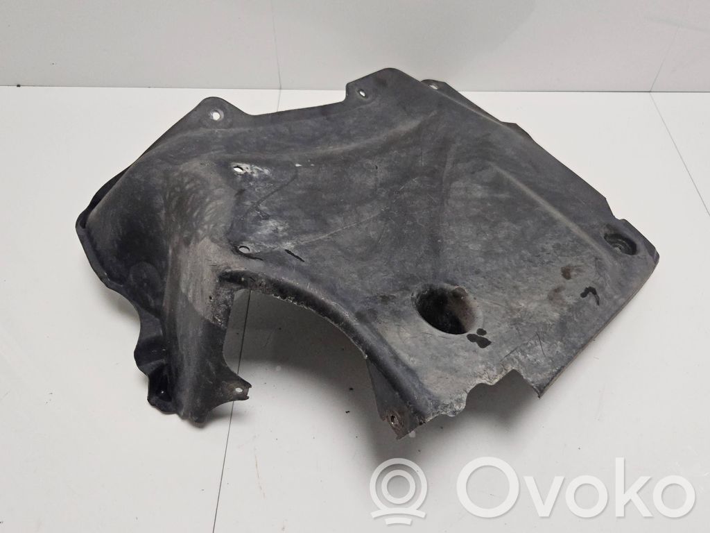 BMW 5 E60 E61 Couvre soubassement arrière 