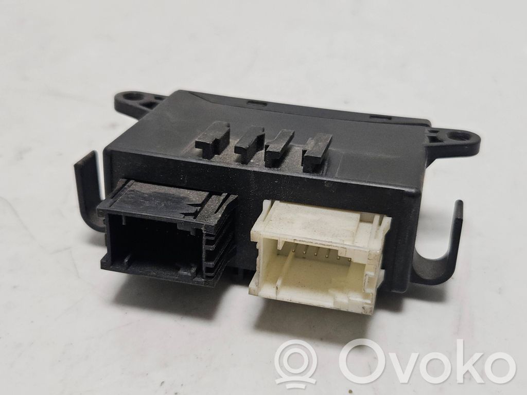 Wing mirror control module   6916054,110187,05021815